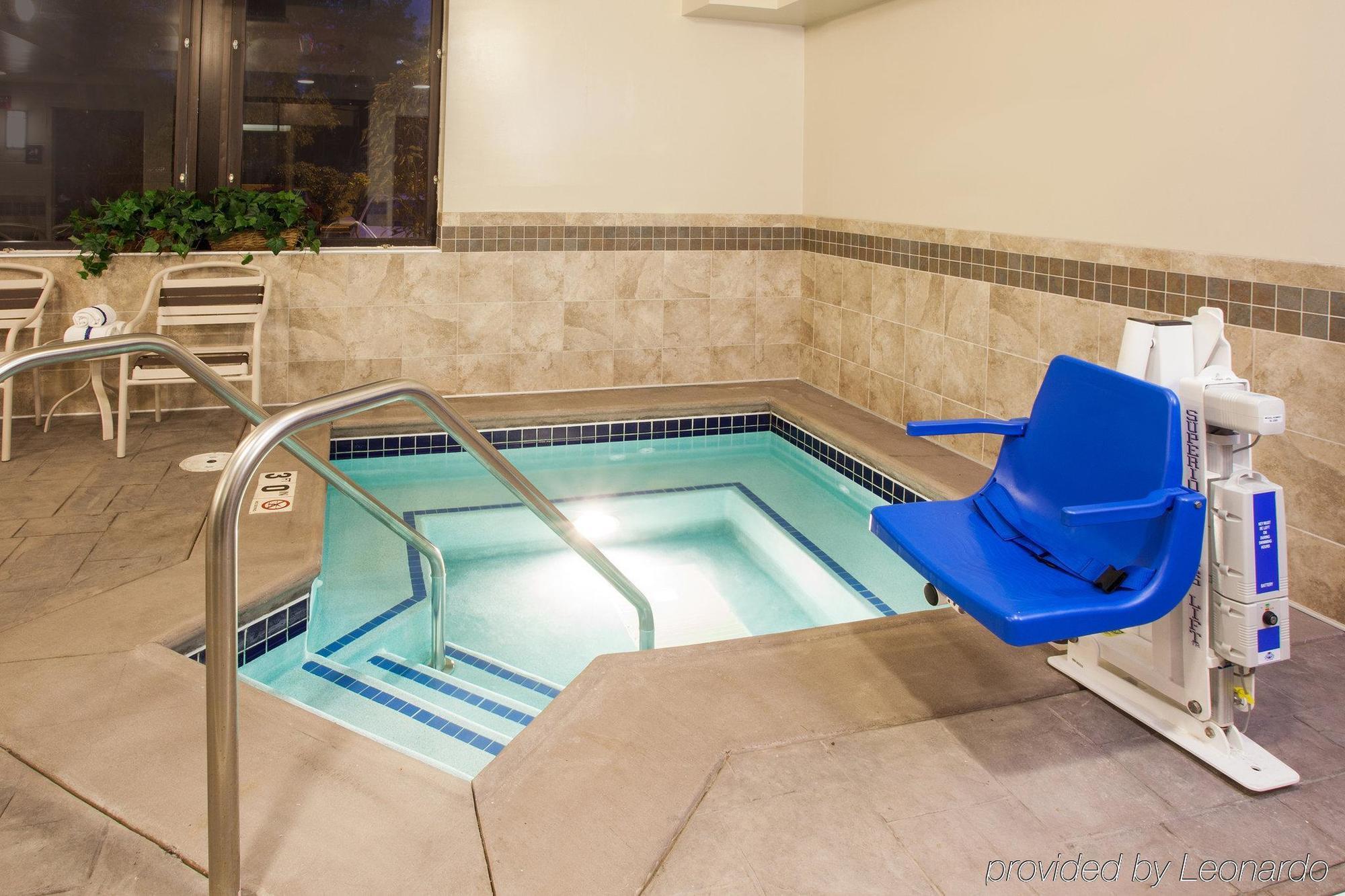 Hampton Inn & Suites By Hilton Chicago Schaumburg Il Exteriör bild